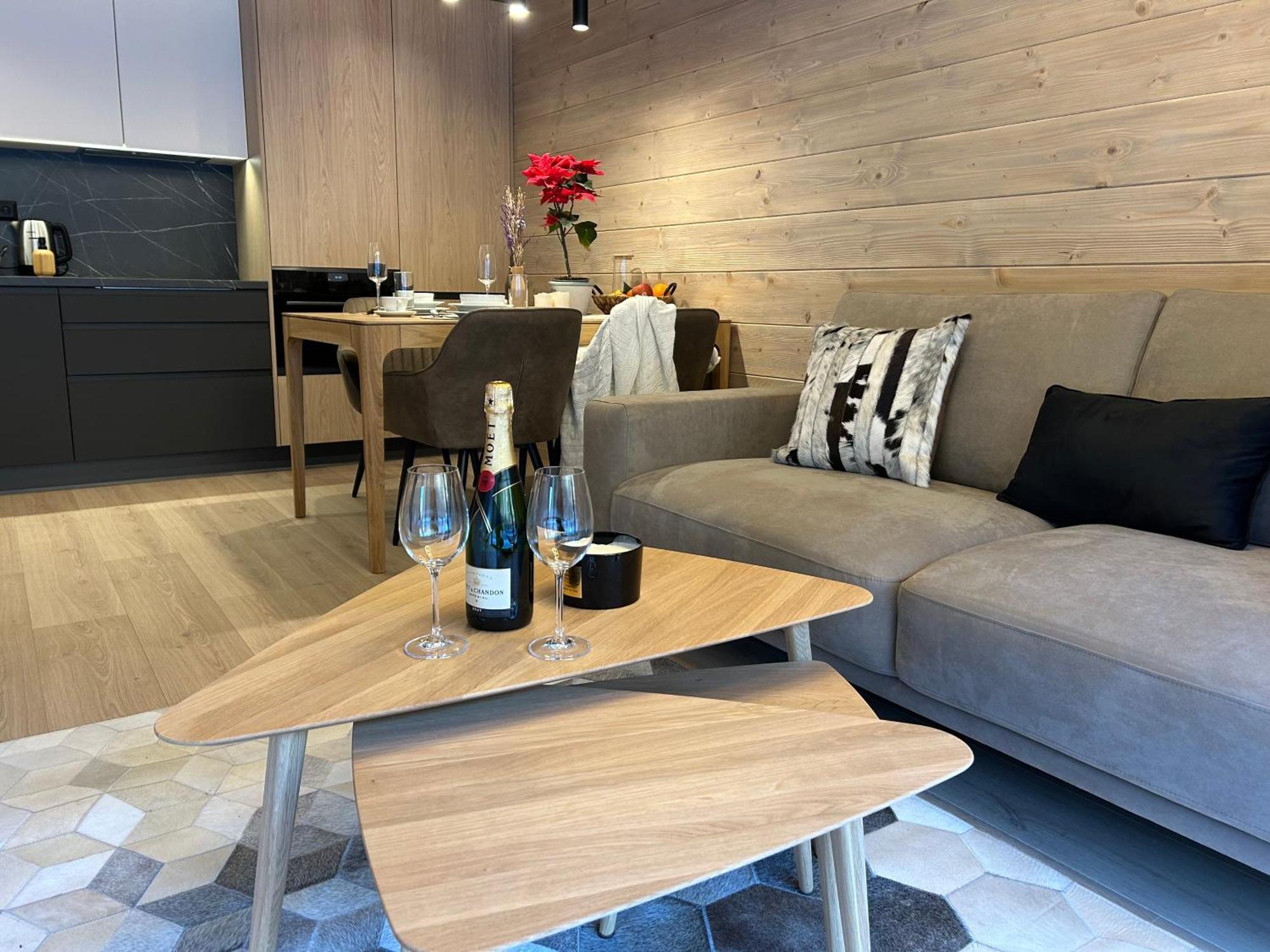 Apartmany Dolina Deménvölgy Kültér fotó